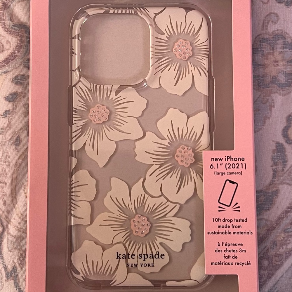 Kate Spade New York. For iPhone 13 Pro.